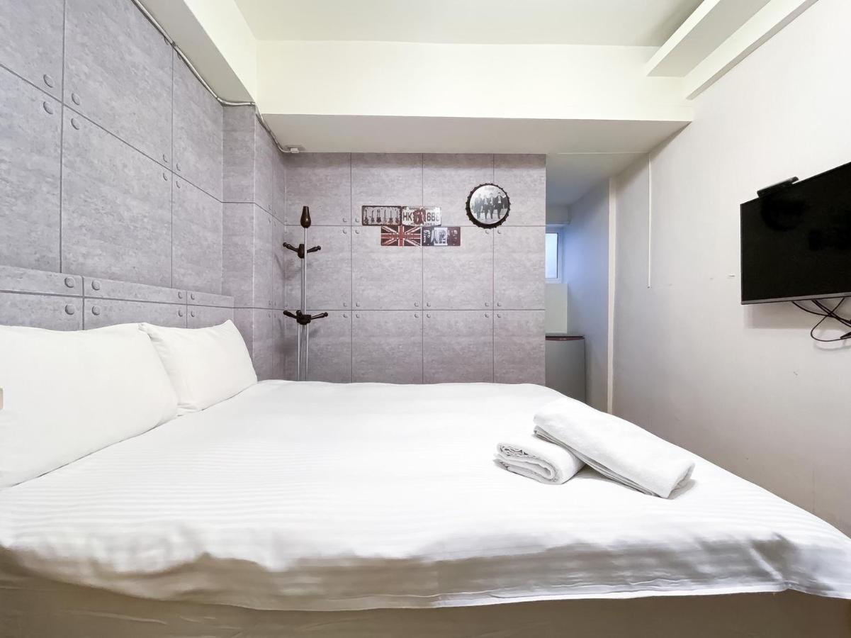 Fengjia Sleep Hotel Taichung Exterior photo