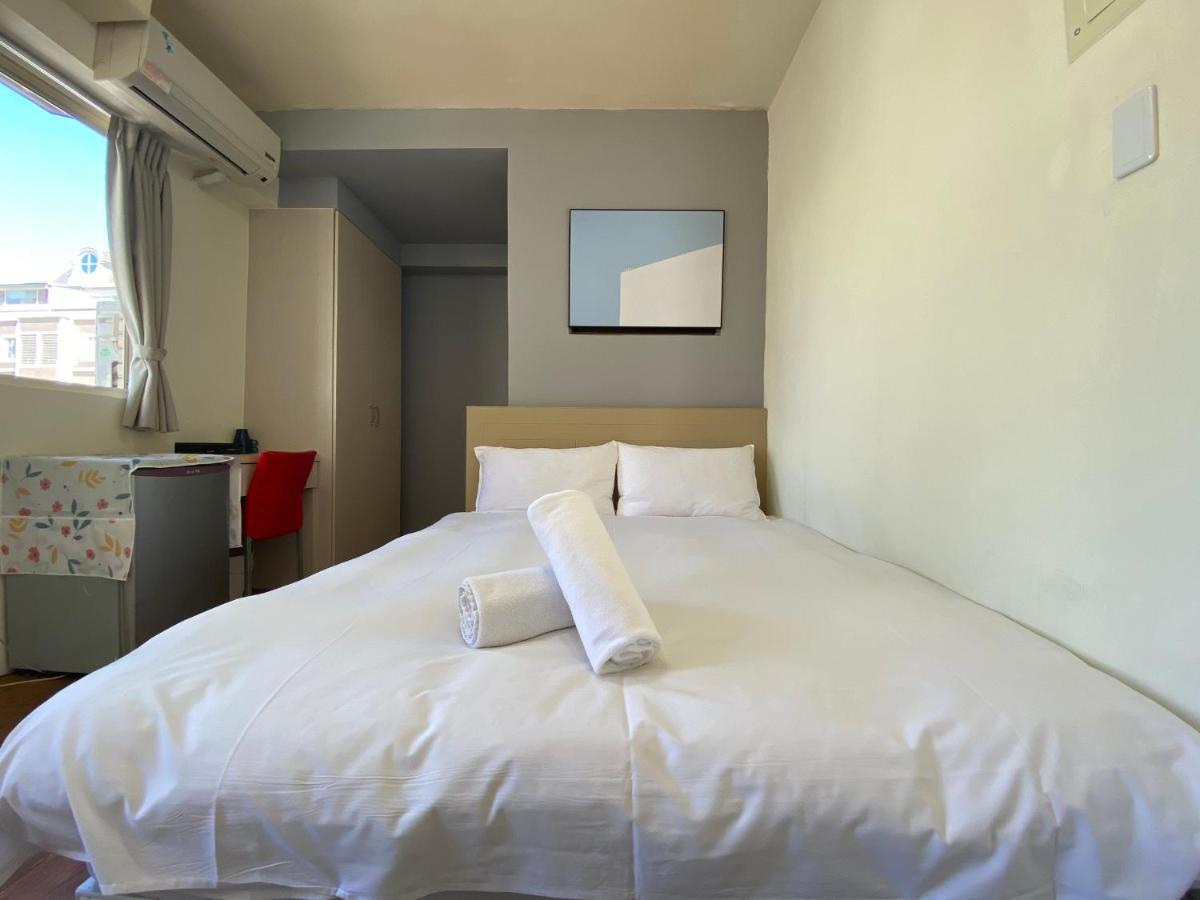 Fengjia Sleep Hotel Taichung Exterior photo