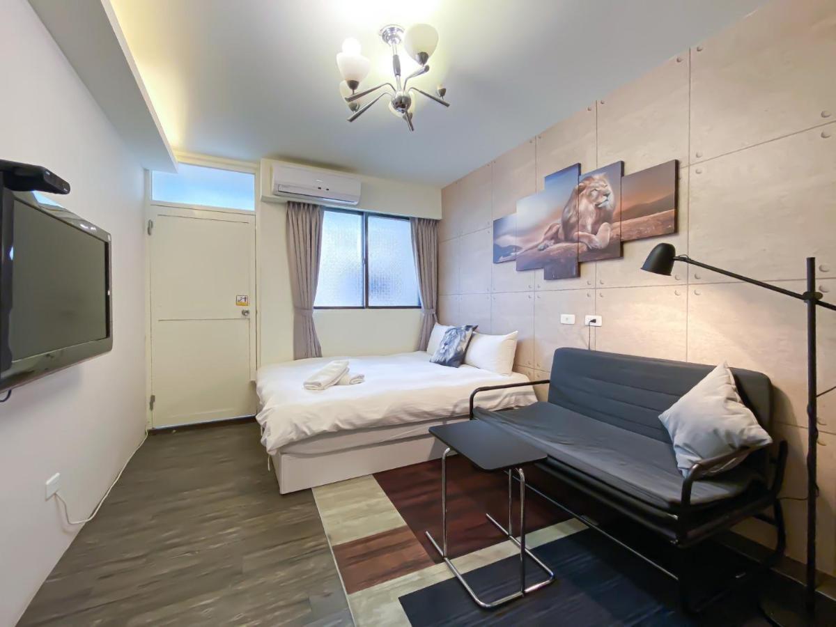 Fengjia Sleep Hotel Taichung Exterior photo
