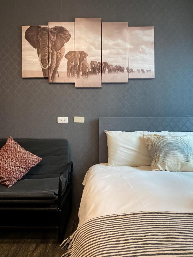 Fengjia Sleep Hotel Taichung Exterior photo